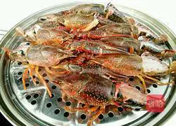 Illustration of how to make steamed lobster with garlic 4