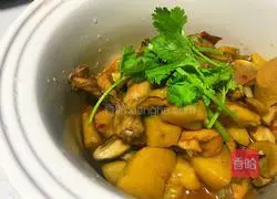 Illustration of the home version of chicken stew 11