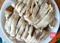 Illustration of how to make saliva chicken legs 17