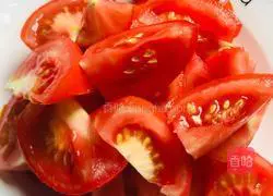 Illustration of how to make special tomato scrambled eggs 1