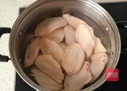 Illustration of Braised Chicken Wings 1