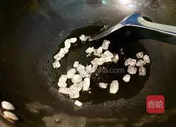 Classic Braised Pork Recipe Illustration 4