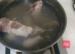 Illustration of how to make authentic Northeastern sauce bones 1