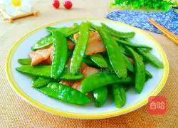 Illustration of how to stir-fry snow peas with pork belly 10