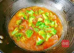 Illustration of how to make beef brisket and broccoli 20