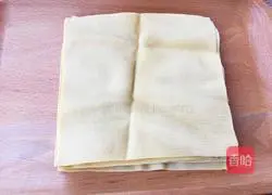 Illustration of how to make thousands of shrimp meat rolls 3