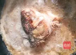 Pickle fish Illustration of how to make the head 5