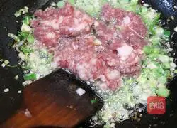 Illustration of Mapo mashed potatoes 5