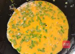 How to make leek and egg rolls Illustration 5