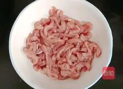 Illustration of how to make fried shredded pork with colored peppers 2