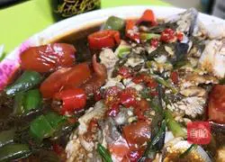 Illustration of how to make black beer fish 6