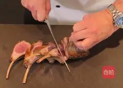 Illustration of how to cook New Zealand lamb chops with vegetables and rice 8