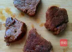 Illustration of how to make braised beef 9