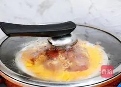 Illustration of how to make pumpkin steamed pork ribs 8