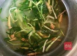 Illustration of how to make homemade fish balls 4