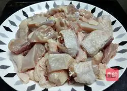 Cordyceps Flower Steamed Chicken Recipe Illustration 1