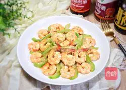 Illustration of how to make stir-fried shrimps with loofah 16