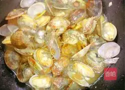 Illustration of how to make stir-fried clams 6