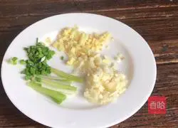 Illustration of how to bake wings in a pancake pan 5