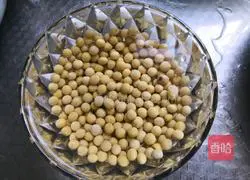 Roasted pig's trotters with soybeans Illustration of how to do it 1