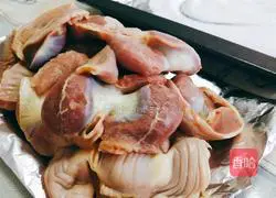 Illustration of salt-baked chicken gizzards 1