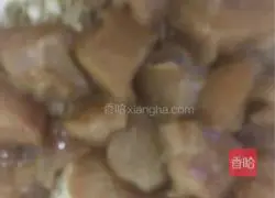 Steamed chicken breasts with garlic and enoki mushrooms Meat recipe illustration 3
