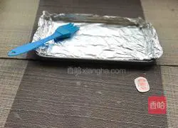 An illustration of how to make lemon honey grilled chicken wings 3