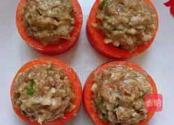 Illustration of how to make shrimp and meatballs stuffed with carrots 4