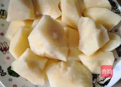 Illustration of Braised Pork and Stewed Potatoes 2