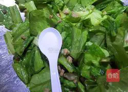 Illustration of how to make minced pork and lettuce 10