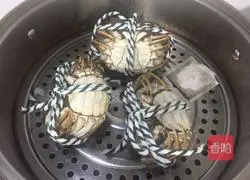 Illustration of how to make meat crab pot 2