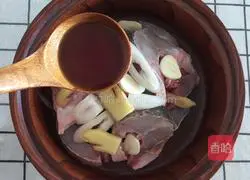 Illustration of how to make smoked fish 4