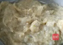 Illustration of how to make shrimp balls 6