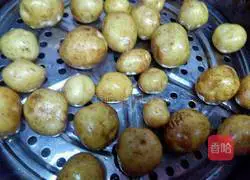 Illustration of how to make soy potatoes 1