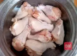 Illustration of how to make teriyaki chicken wings 1