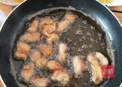 Pineapple Sweet and Sour Pork Recipe Illustration 7