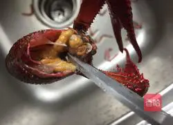 Illustration of the original braised crayfish recipe 8