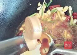 Illustration of how to make spicy shrimp and crab 9