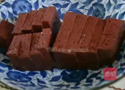 Illustration of how to make pig blood with mushrooms 1