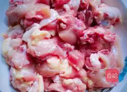 Illustration of how to make spicy chicken 1