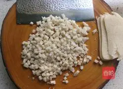 Illustration of how to send unicorn goldfish to bring happiness and longevity 5