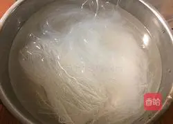 Illustration of how to make Steamed Vermicelli with Baby Crushed Abalone 1