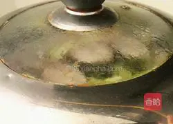 Illustration of how to make steamed loofah 7