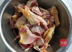 Illustration of how to cook chicken with potatoes 2