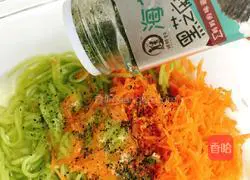 Noodle Chicken Cake Recipe Illustration 6