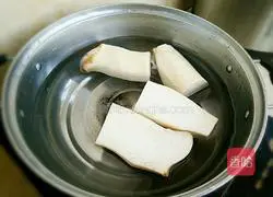 Illustration of how to make fried king oyster mushrooms 1