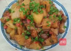 Illustration of how to make stuffed potatoes with meat 10