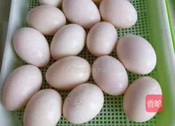 Home version of pickled salted eggs illustration 1