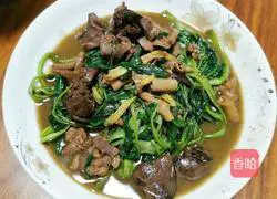 Illustration of how to stir-fry kidney balls with vegetables 5