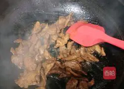 Illustration of how to make fried meat with garlic sprouts 15